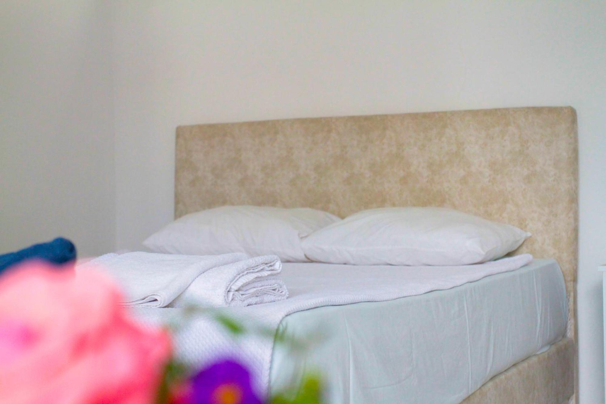 Hillside Apart Hotel Екстериор снимка