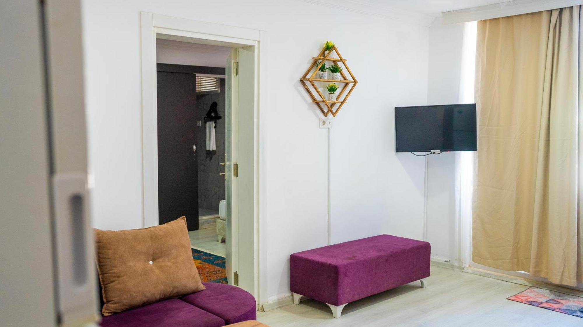Hillside Apart Hotel Екстериор снимка
