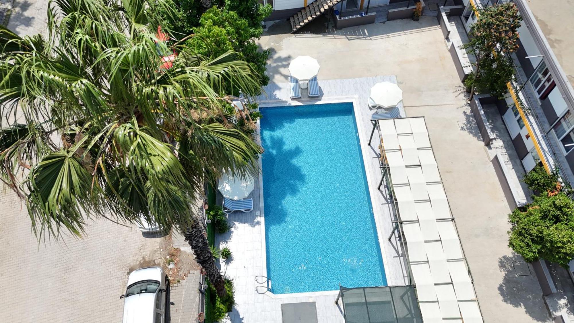 Hillside Apart Hotel Екстериор снимка